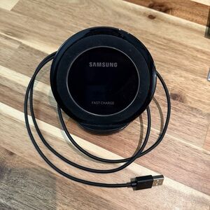 Samsung Fast Charge Original EP-NG930 Qi Wireless Fast Charging Stand